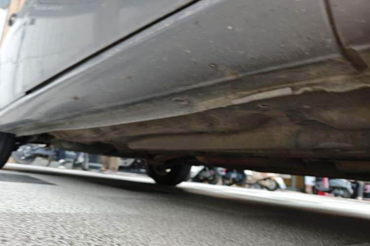 Used Buick Excelle 2013 1.5L Automatic Classic Model Chassis Front Right