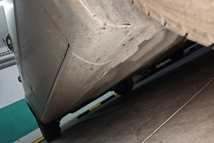 Used Buick Excelle 2013 1.5L Automatic Luxury Model Chassis Front Right