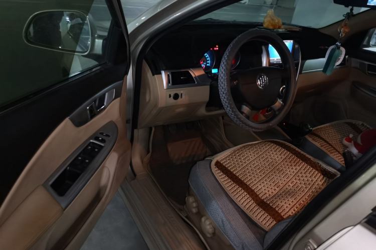Used Buick Excelle 2013 1.5L Manual Classic Model Driver Seat