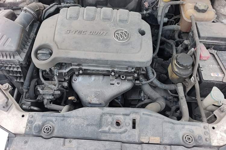 Used Buick Excelle 2013 1.5L Automatic Luxury Model Engine Bay