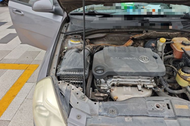 Used Buick Excelle 2013 1.5L Automatic Classic Model Engine Bay Right