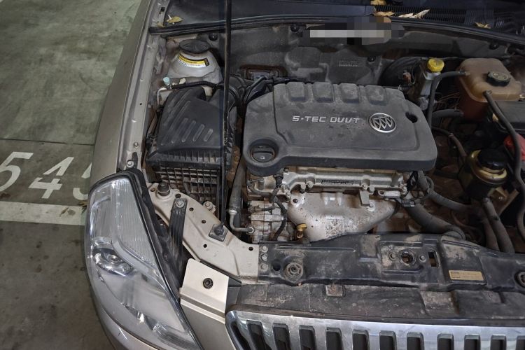 Used Buick Excelle 2013 1.5L Automatic Luxury Model Engine Bay Right