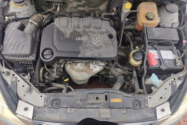 Used Buick Excelle 2013 1.5L Automatic Classic Model Engine Bay