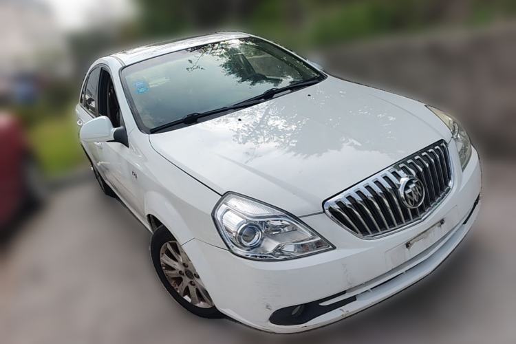 Used Buick Excelle 2013 1.5L Automatic Luxury Model Front Right 45 Deg