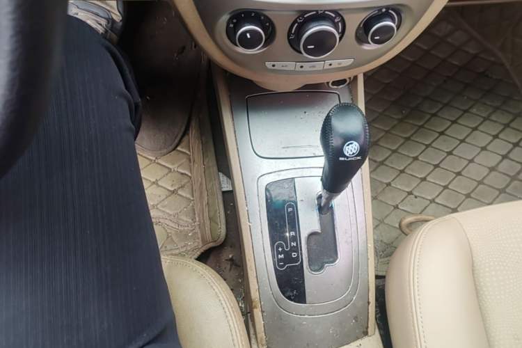 Used Buick Excelle 2013 1.5L Automatic Classic Model Gear Lever