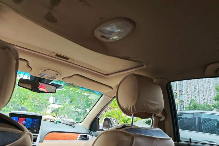Used Buick Excelle 2013 1.5L Manual Luxury Model Headliner