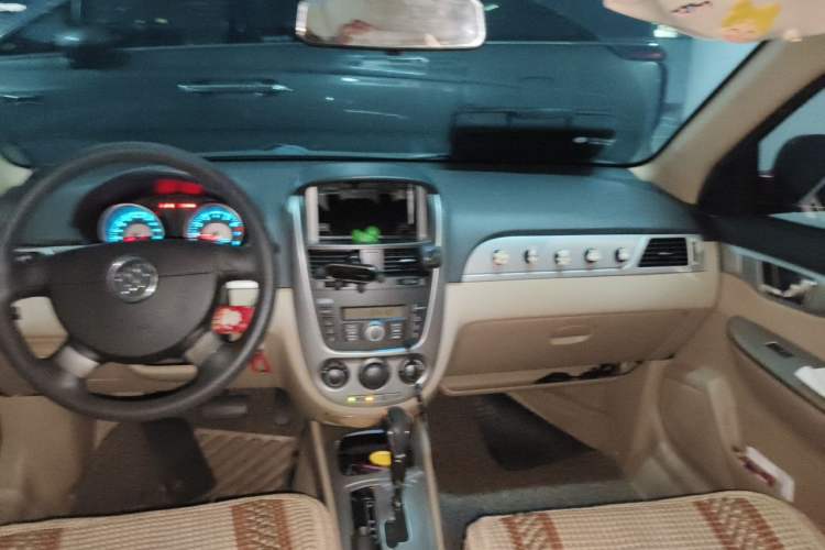 Used Buick Excelle 2013 1.5L Automatic Classic Model Headliner