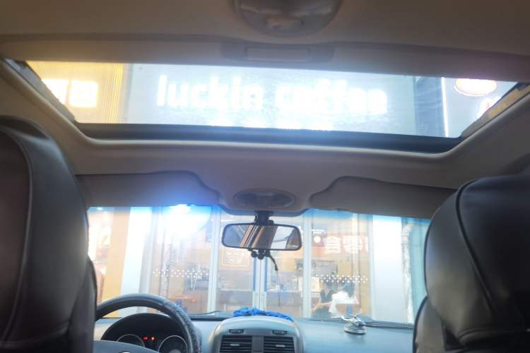 Used Buick Excelle 2013 1.5L Manual Classic Model Headliner