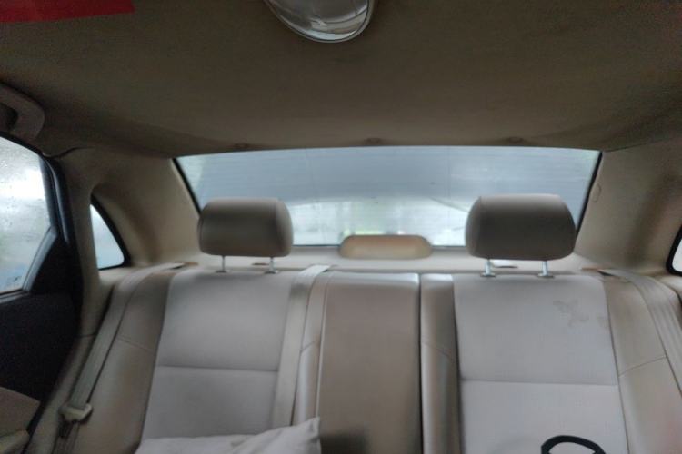 Used Buick Excelle 2013 1.5L Manual Classic Model Headliner