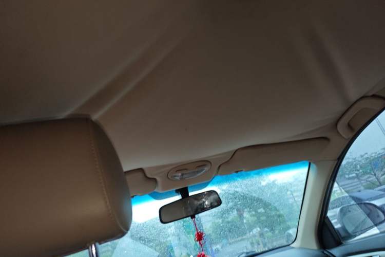 Used Buick Excelle 2013 1.5L Automatic Classic Model Headliner