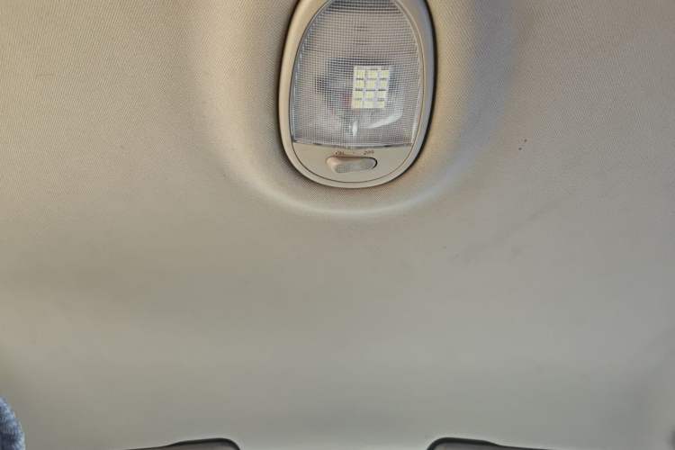 Used Buick Excelle 2013 1.5L Automatic Classic Model Headliner