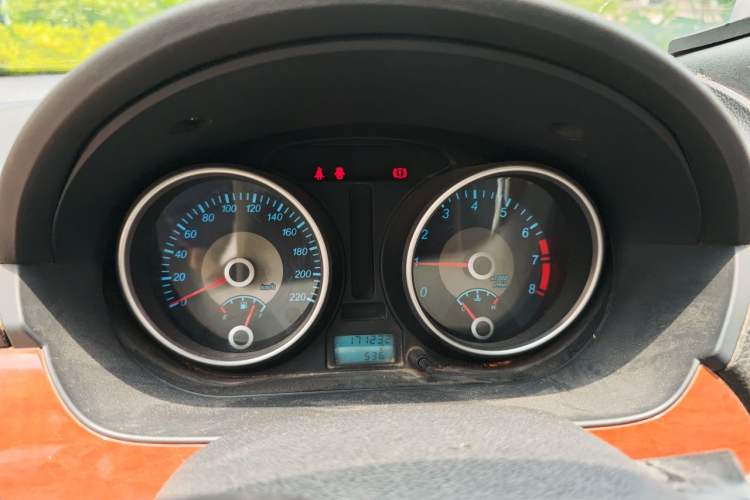 Used Buick Excelle 2013 1.5L Manual Luxury Model Instrument Cluster