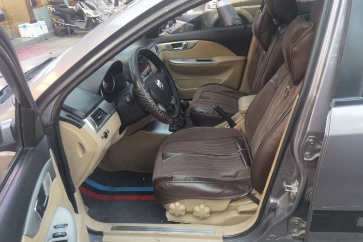 Used Buick Excelle 2013 1.5L Manual Classic Model Left Front Seat