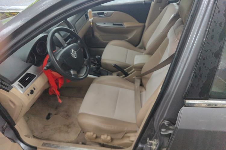 Used Buick Excelle 2013 1.5L Manual Classic Model Left Front Seat