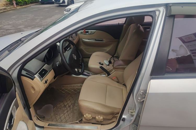 Used Buick Excelle 2013 1.5L Automatic Classic Model Left Front Seat
