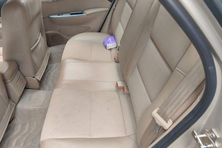Used Buick Excelle 2013 1.5L Automatic Classic Model Left Rear Seat