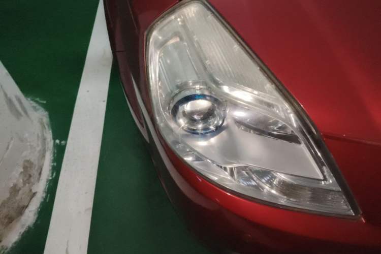 Used Buick Excelle 2013 1.5L Automatic Classic Model Right Front Headlight