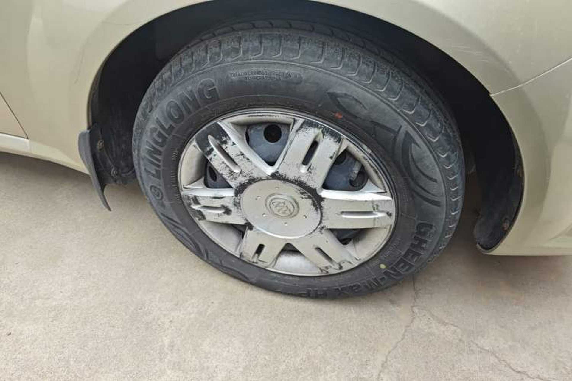 Used Buick Excelle 2013 1.5L Automatic Classic Model Right Front Wheel Hub