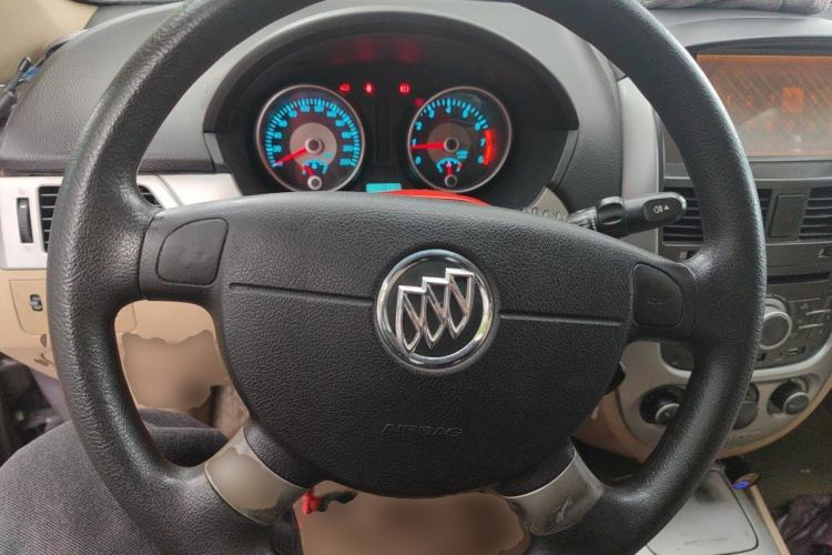 Used Buick Excelle 2013 1.5L Manual Classic Model Steering Wheel