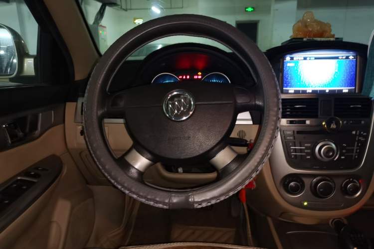Used Buick Excelle 2013 1.5L Manual Classic Model Steering Wheel