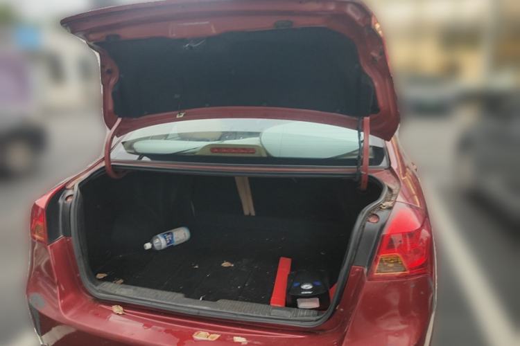 Used Buick Excelle 2013 1.5L Automatic Classic Model Trunk