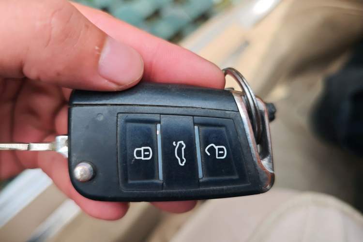Used Buick Excelle 2013 1.5L Manual Luxury Model Vehicle Key