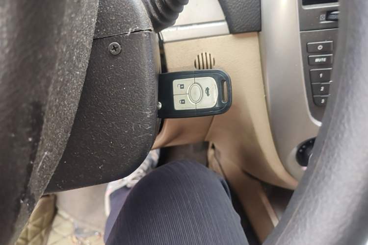 Used Buick Excelle 2013 1.5L Automatic Classic Model Vehicle Key