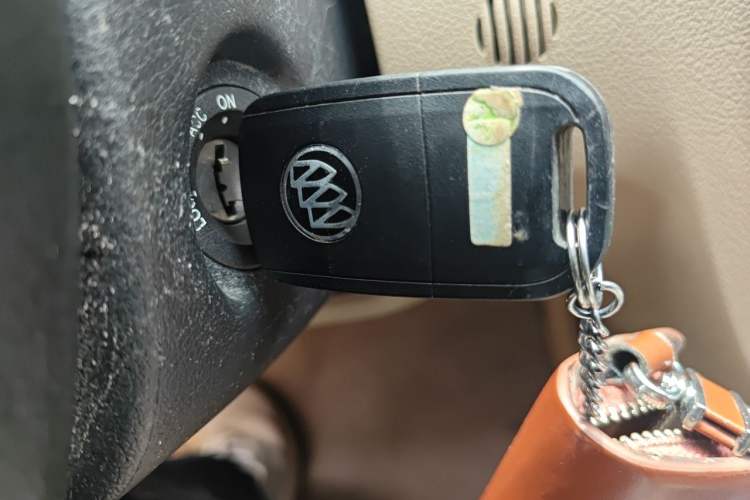 Used Buick Excelle 2013 1.5L Automatic Classic Model Vehicle Key