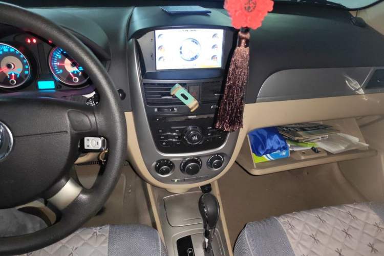 Used Buick Excelle 2013 1.5L Automatic Classic Model Audio And AC Panel