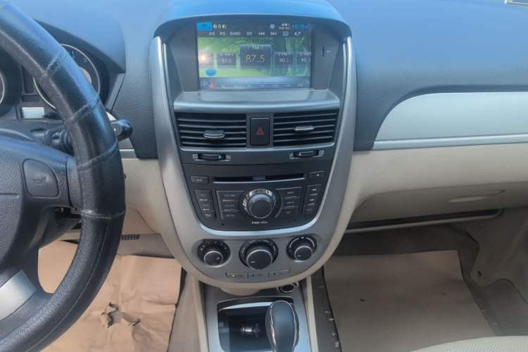 Used Buick Excelle 2013 1.5L Automatic Classic Model Audio And AC Panel