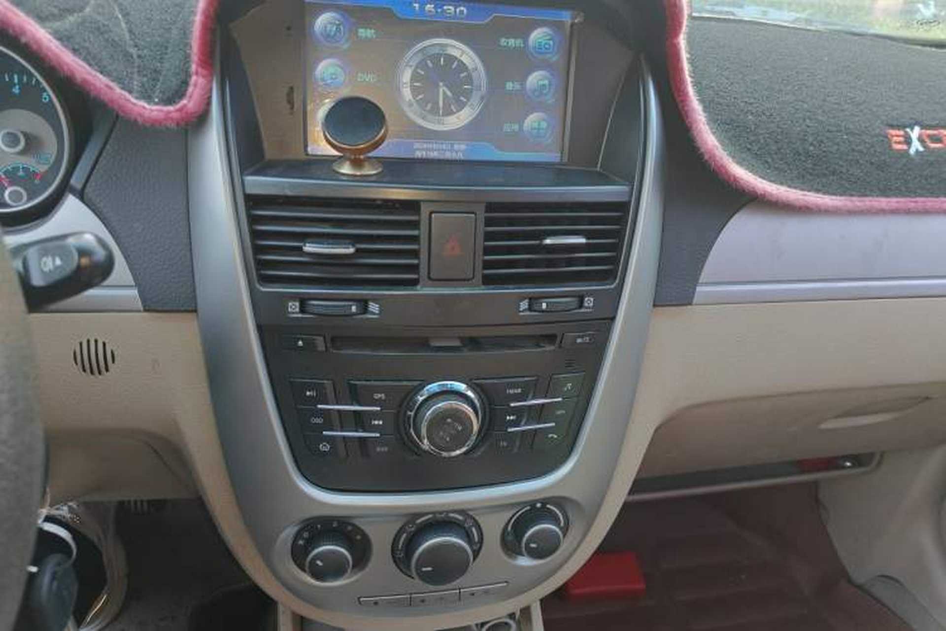 Used Buick Excelle 2013 1.5L Manual Classic Model Audio And AC Panel