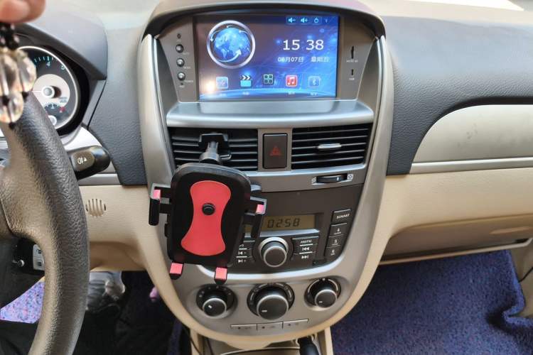 Used Buick Excelle 2013 1.5L Automatic Classic Model Audio And AC Panel