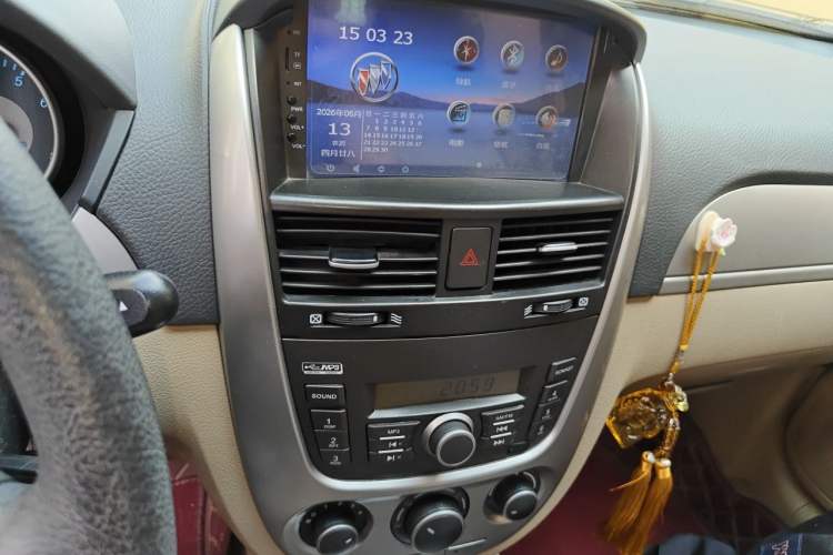 Used Buick Excelle 2013 1.5L Automatic Classic Model Audio And AC Panel