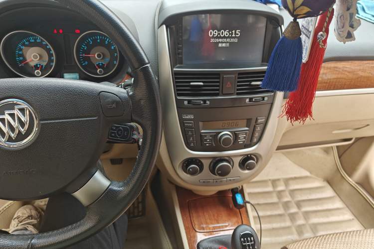Used Buick Excelle 2013 1.5L Manual Luxury Model Audio And AC Panel
