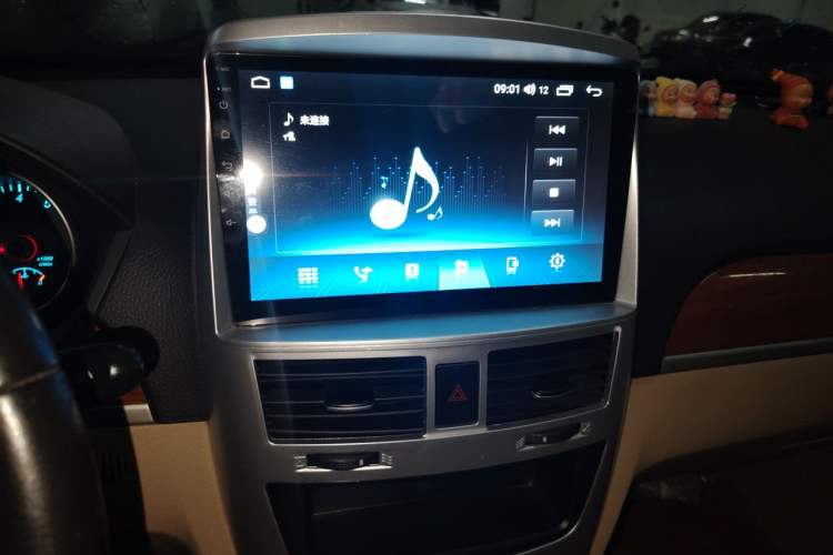 Used Buick Excelle 2013 1.5L Automatic Luxury Model Audio And AC Panel