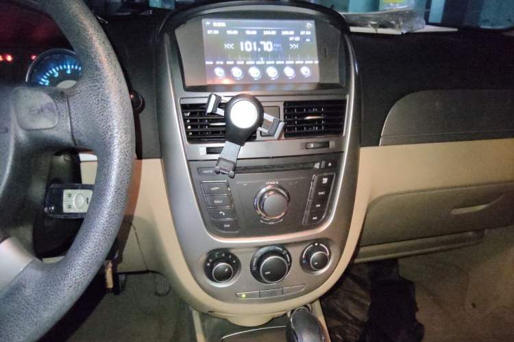 Used Buick Excelle 2013 1.5L Automatic Classic Model Audio And AC Panel