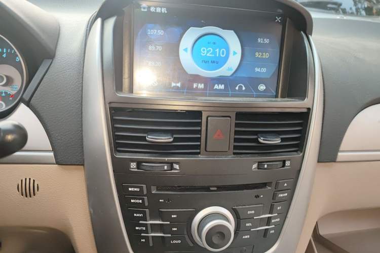 Used Buick Excelle 2013 1.5L Automatic Classic Model Audio And AC Panel