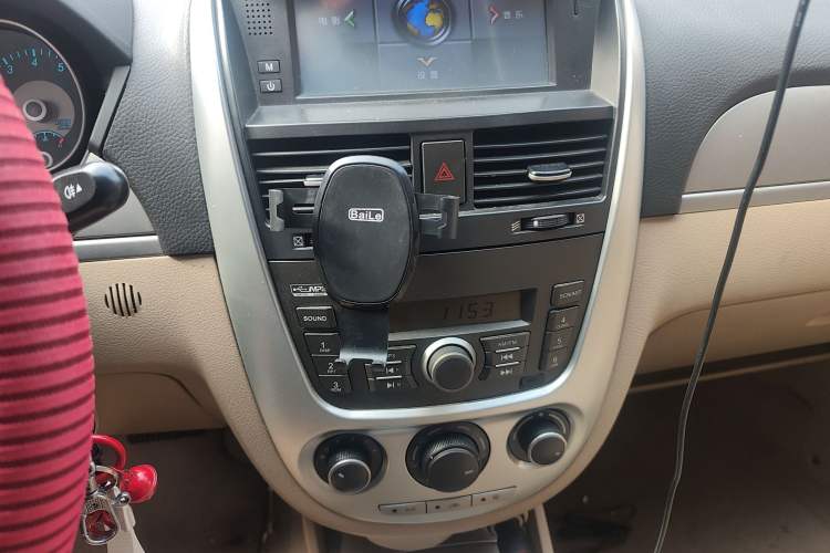Used Buick Excelle 2013 1.5L Automatic Classic Model Audio And AC Panel