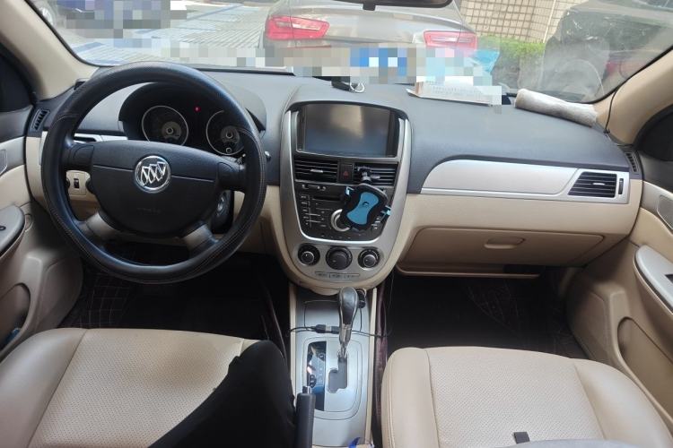 Used Buick Excelle 2013 1.5L Automatic Classic Model Center Console