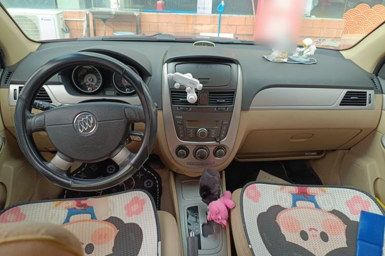 Used Buick Excelle 2013 1.5L Automatic Classic Model Center Console