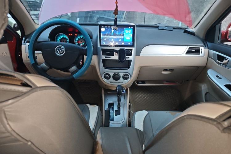 Used Buick Excelle 2013 1.5L Automatic Classic Model Center Console