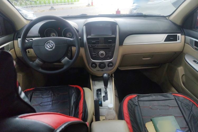Used Buick Excelle 2013 1.5L Automatic Classic Model Center Console