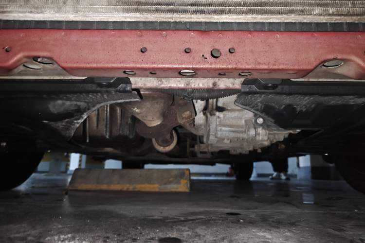 Used Buick Excelle 2013 1.5L Automatic Classic Model Chassis Front