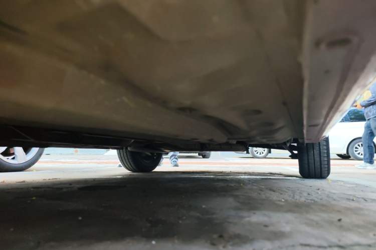 Used Buick Excelle 2013 1.5L Automatic Classic Model Chassis Front Left