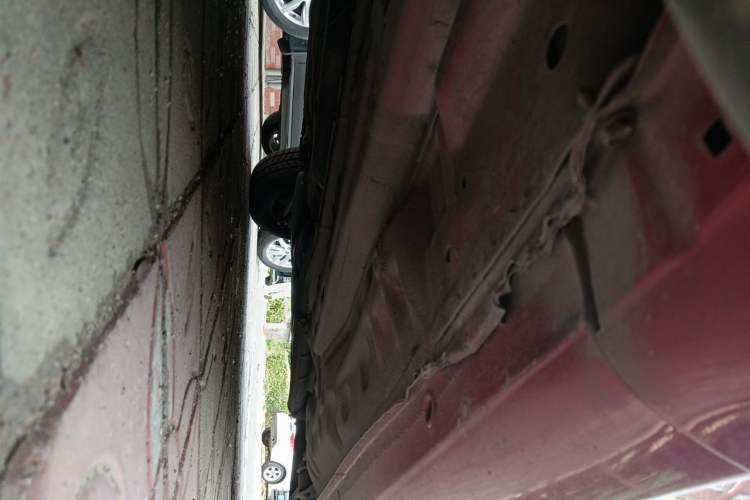 Used Buick Excelle 2013 1.5L Automatic Classic Model Chassis Front Left