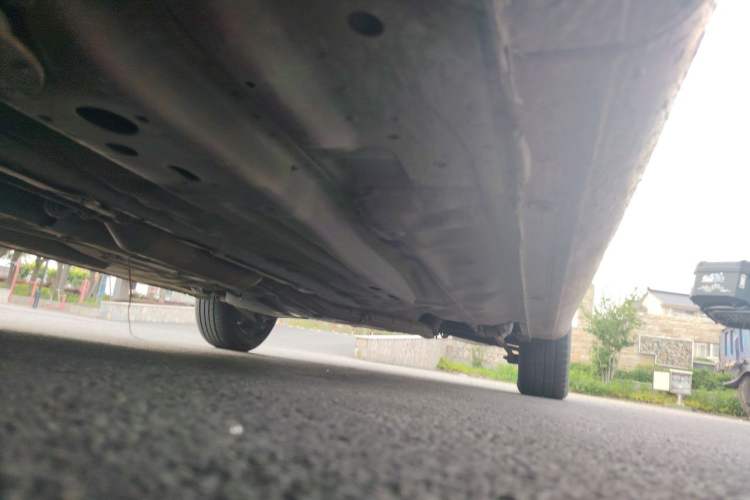 Used Buick Excelle 2013 1.5L Automatic Classic Model Chassis Front Left