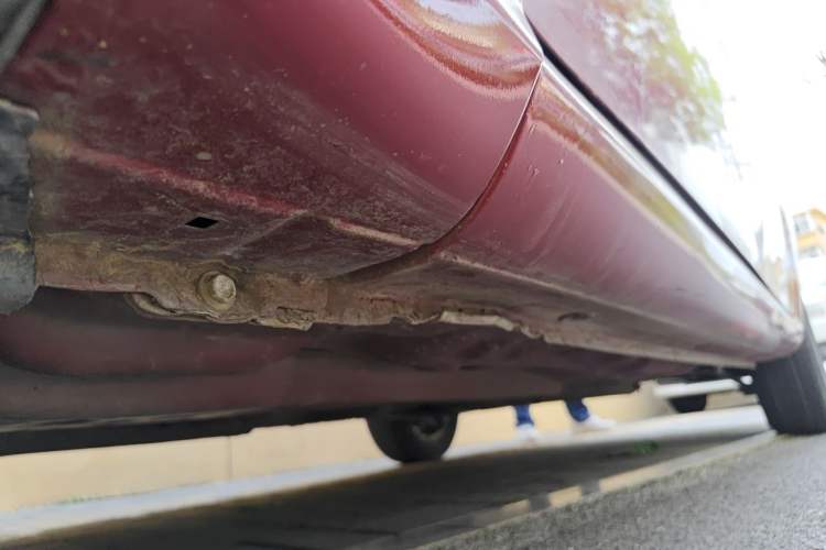 Used Buick Excelle 2013 1.5L Automatic Classic Model Chassis Front Left