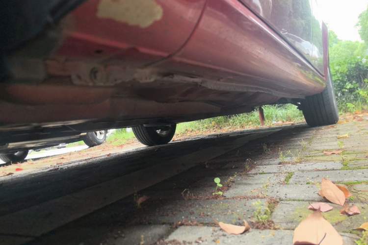 Used Buick Excelle 2013 1.5L Automatic Luxury Model Chassis Front Left