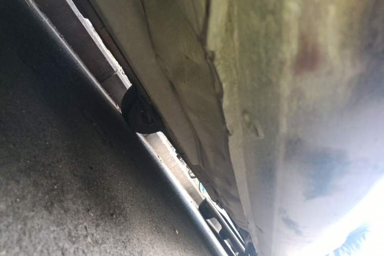 Used Buick Excelle 2013 1.5L Manual Classic Model Chassis Front Left