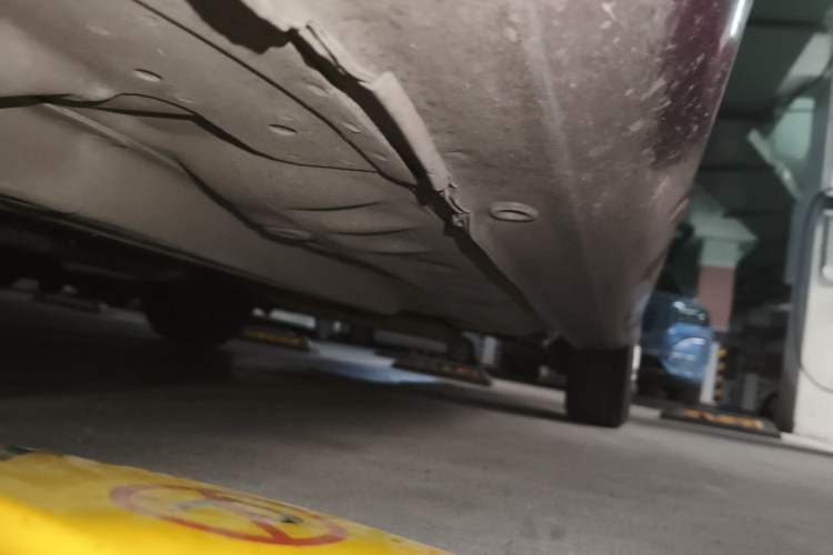 Used Buick Excelle 2013 1.5L Automatic Classic Model Chassis Front Left